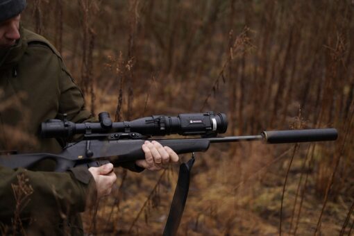 HIKMICRO Thunder TH35PCR 2.0 Thermal Clip-on – With a Reticle (35mm) - Image 8