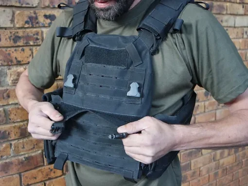 MTG Falcon Plate carrier with Two Plates (Back +Front)