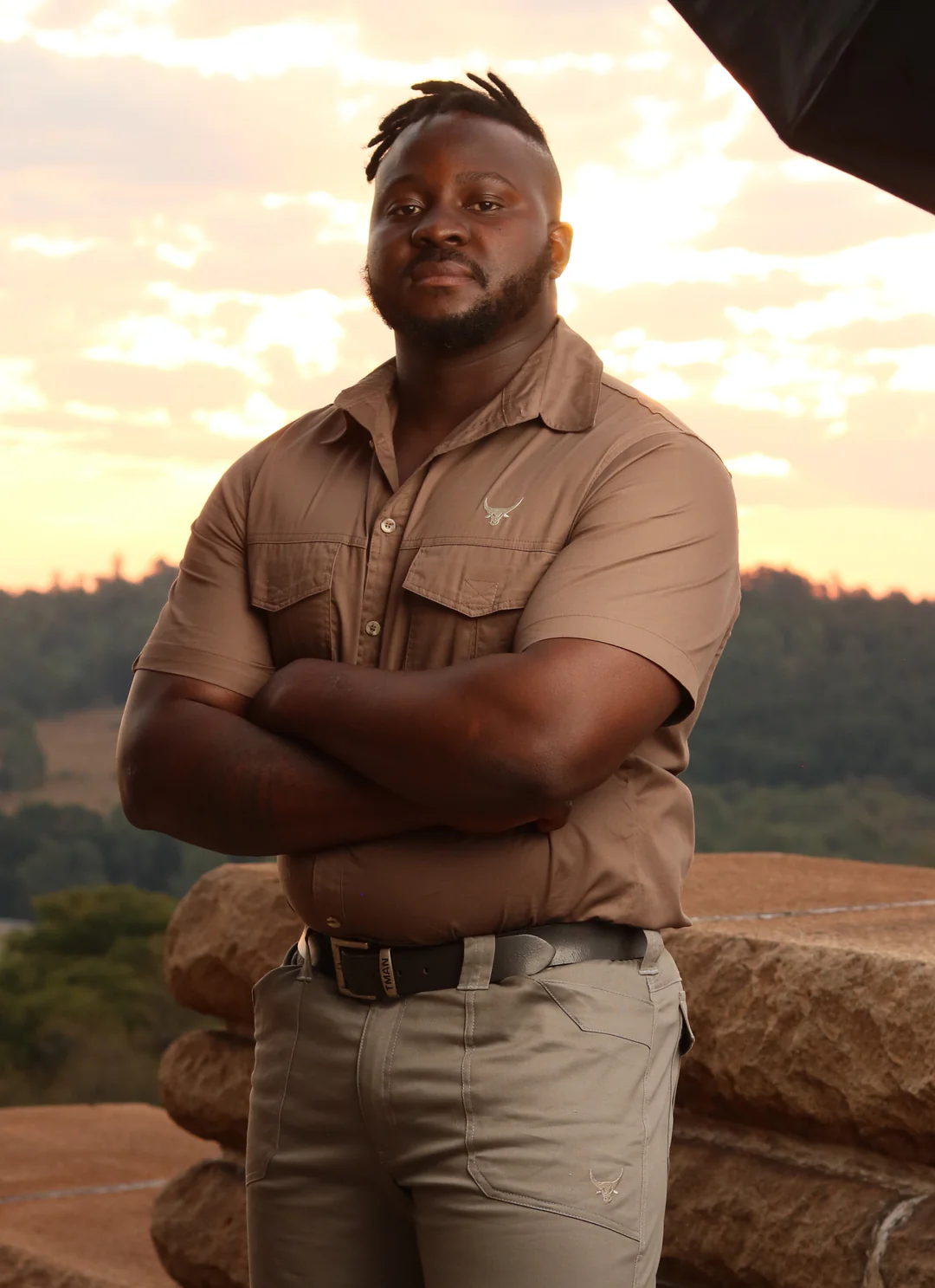 BOSBUL Double Stitched Vented Cotton Twirl Bush Shirts (Army Brown)