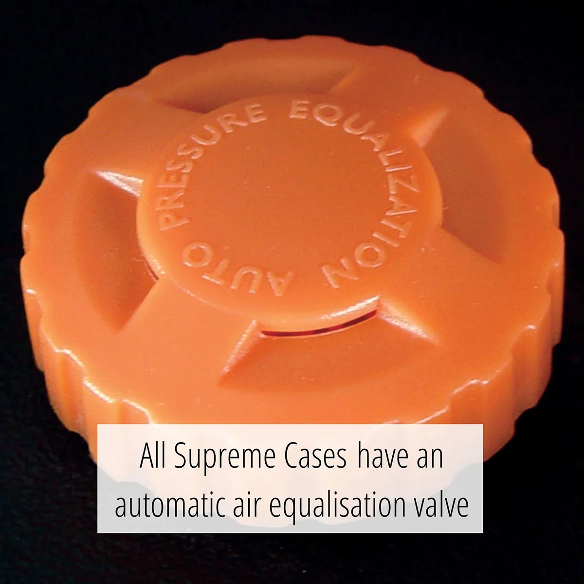 Vanguard SUPREME 46F Extreme Waterproof Hard Case with Customizable Foam Inserts – 55 × 44 × 22 cm - Image 5