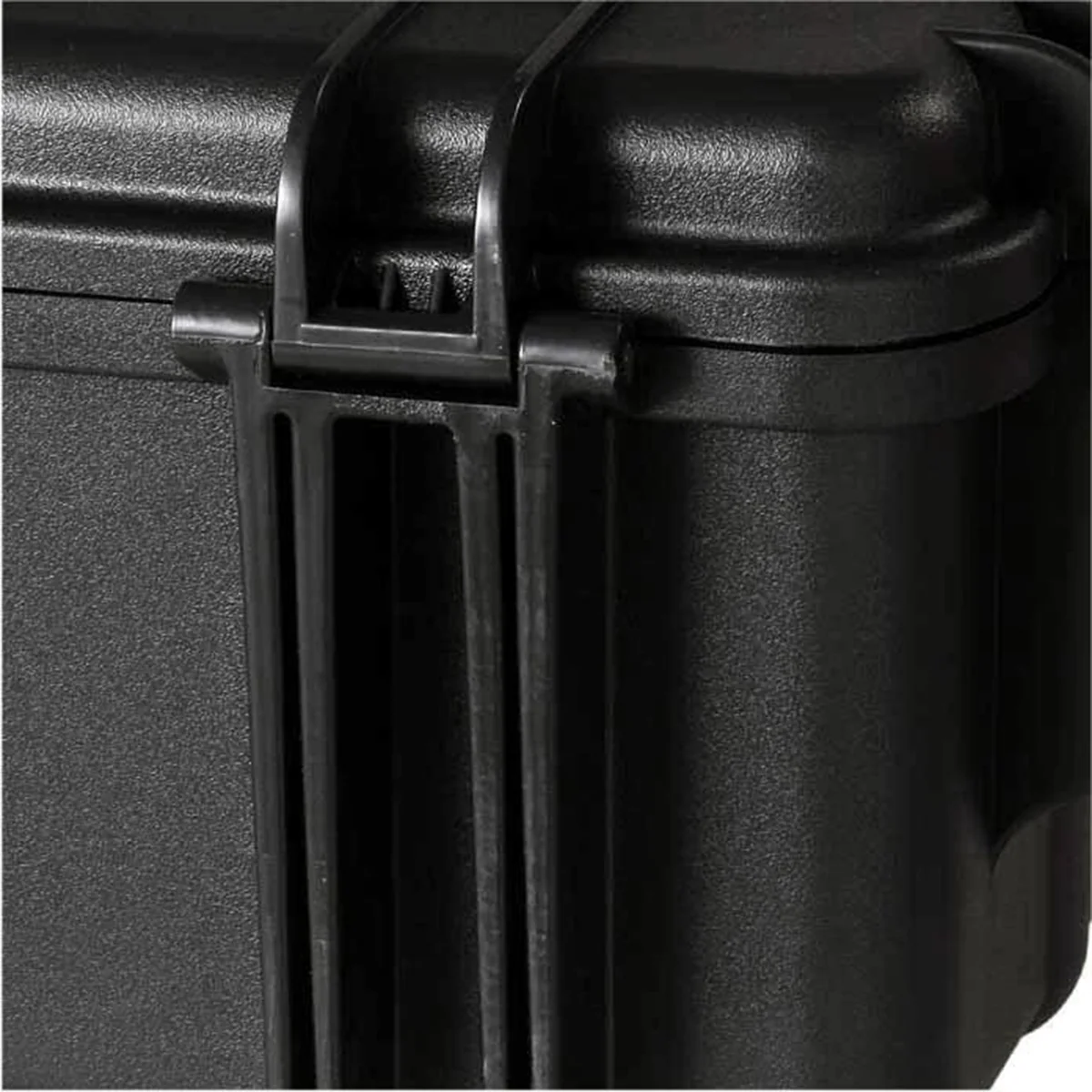 Vanguard SUPREME 46D Ultra-Tough 37.5L Waterproof Case with Removable 25L Divider Bag - Image 7