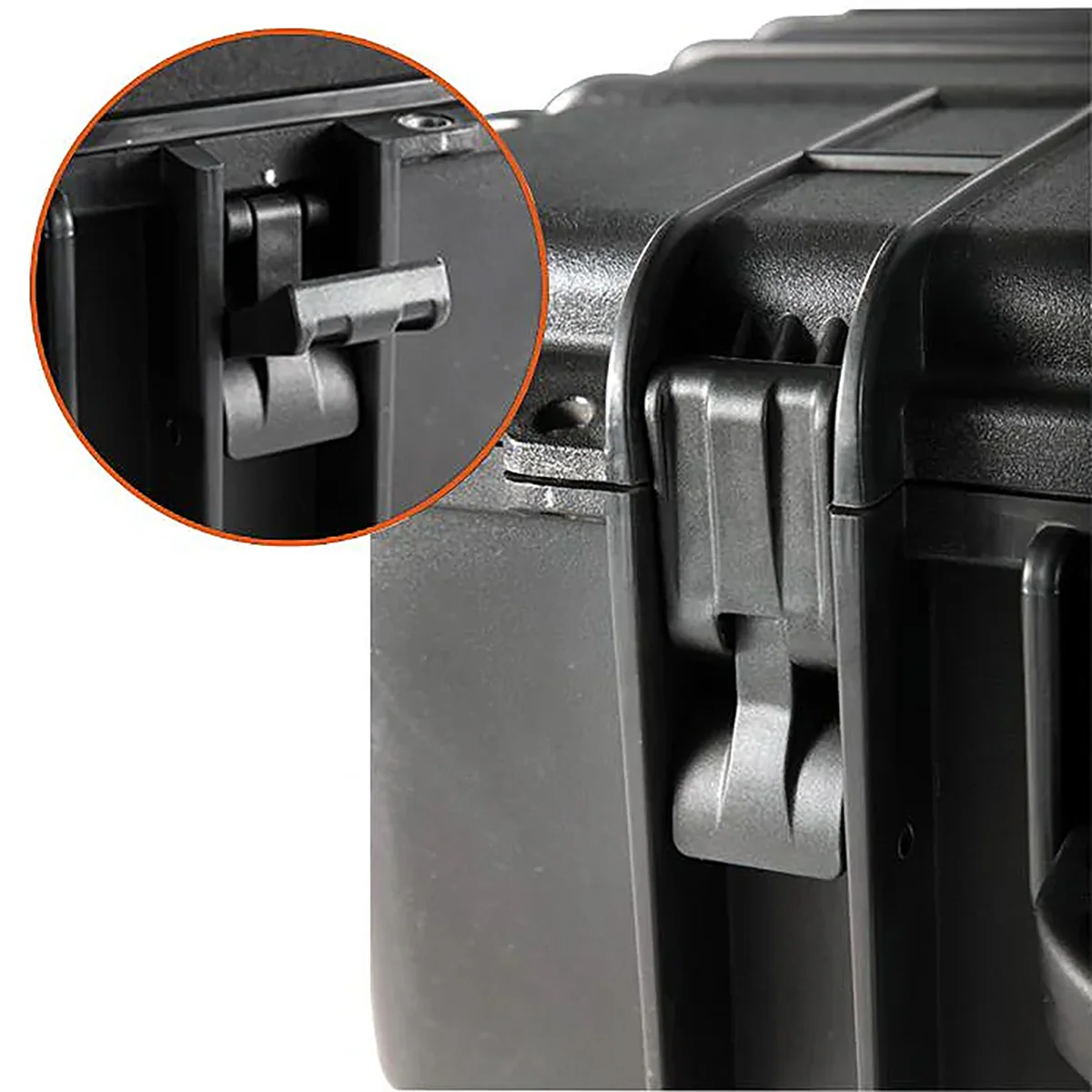 Vanguard SUPREME 37D 17 Litre Waterproof Hard Camera Case with Removable Divider Bag - Image 10